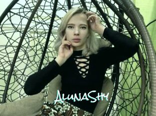 AlunaShy