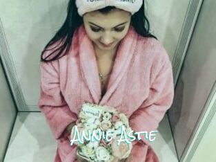 Annie_Astie