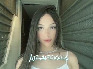 Ariafoxxcs