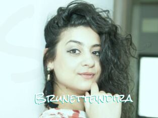 Brunetteindira