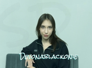 Devonablackonie