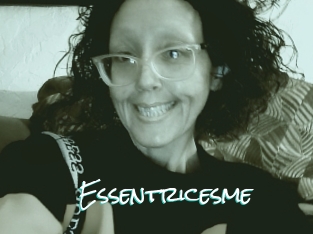 Essentricesme