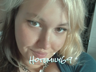 Hotemily69
