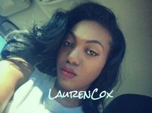 Lauren_Cox