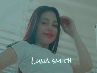 Luna_smith
