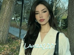 Laura200