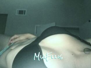 Mia_Ellis