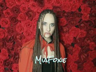 MiaFoxie