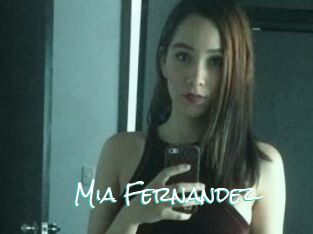 Mia_Fernandez