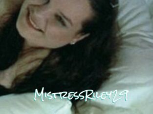 MistressRiley29
