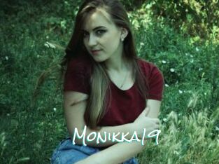 Monikka19
