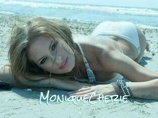 MoniqueCherie