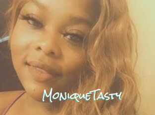 MoniqueTasty