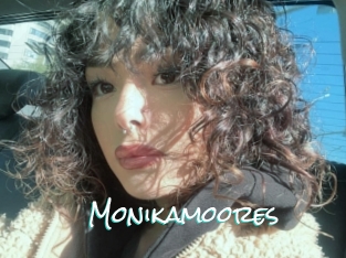 Monikamoores