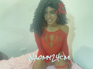 Naomy24cm