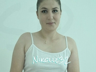 Nikolle32