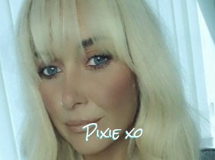 Pixie_xo