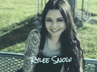Rylee_Snow