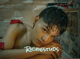 Richiestuds
