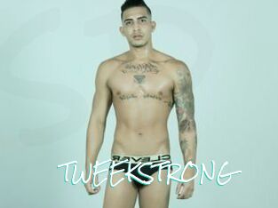 TWEEKSTRONG