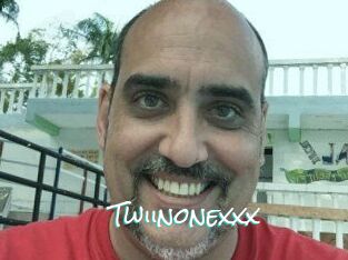 Twiinonexxx