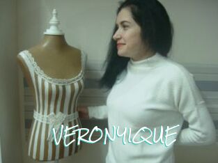 VERONYIQUE