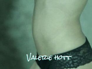 Valerie_hott