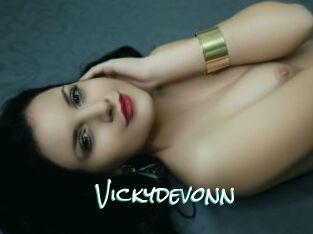 Vickydevonn